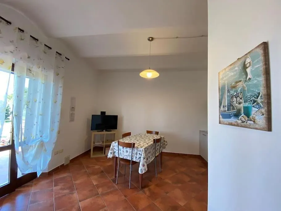 Deste - In Campagna 4 Posti Letto Con Giardino La Sdriscia